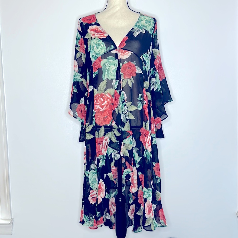 NWOT UMGEE ROSE FLORAL DUSTER